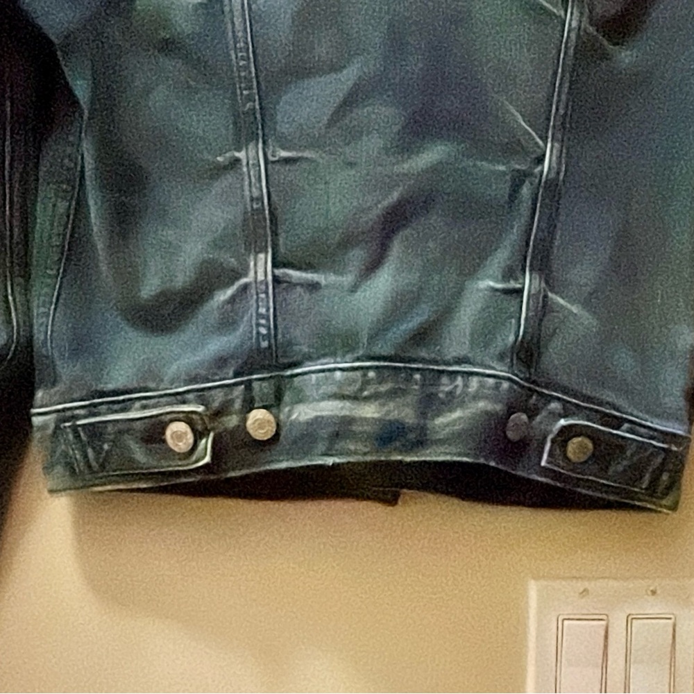 Levi Strauss Silver Label Cropped Denim Jacket - image 7
